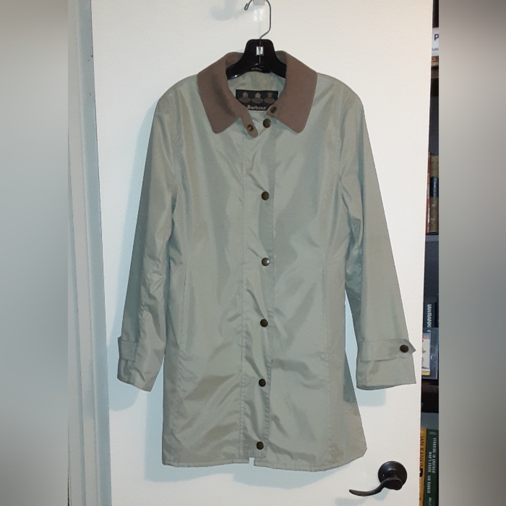 Women's vintage Barbour Newmarket travel jacket in Pistachio